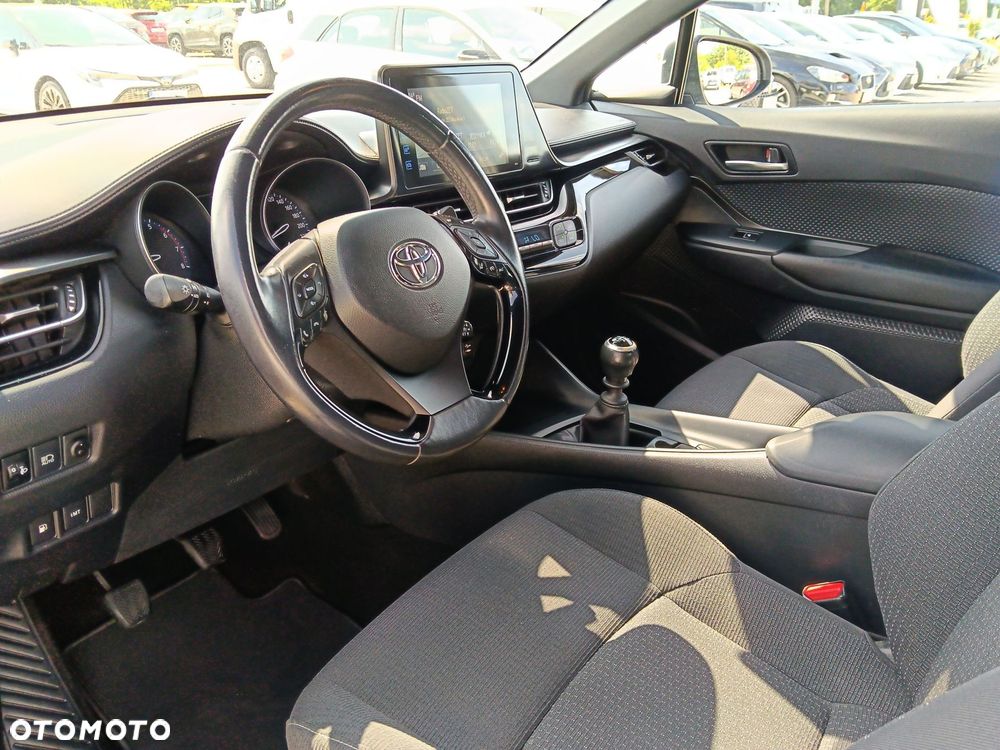 Toyota C-HR 1.2 T GPF Premium - 10