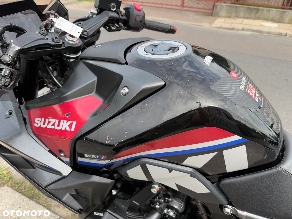 Suzuki GSX-R - 16