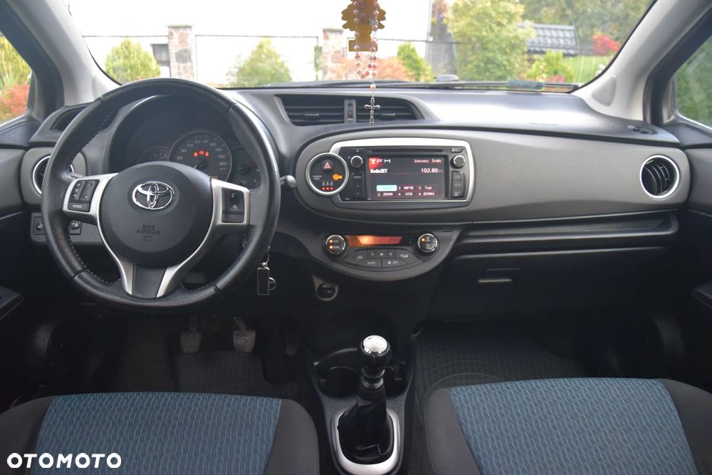 Toyota Yaris 1.33 Prestige - 36