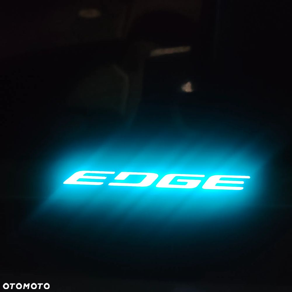 Ford Edge - 18
