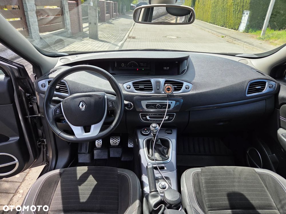 Renault Scenic dCi 110 Xmod Paris - 9