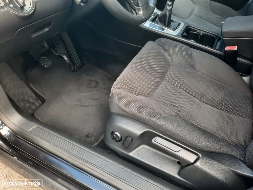 VW Passat Variant 2.0 TDI Confortline - 20