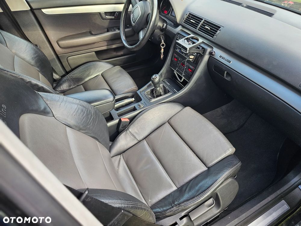 Audi A4 Avant 2.0 TDI DPF quattro - 17