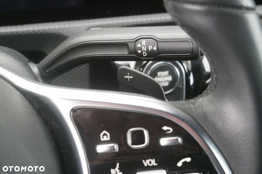 Mercedes-Benz CLA - 27