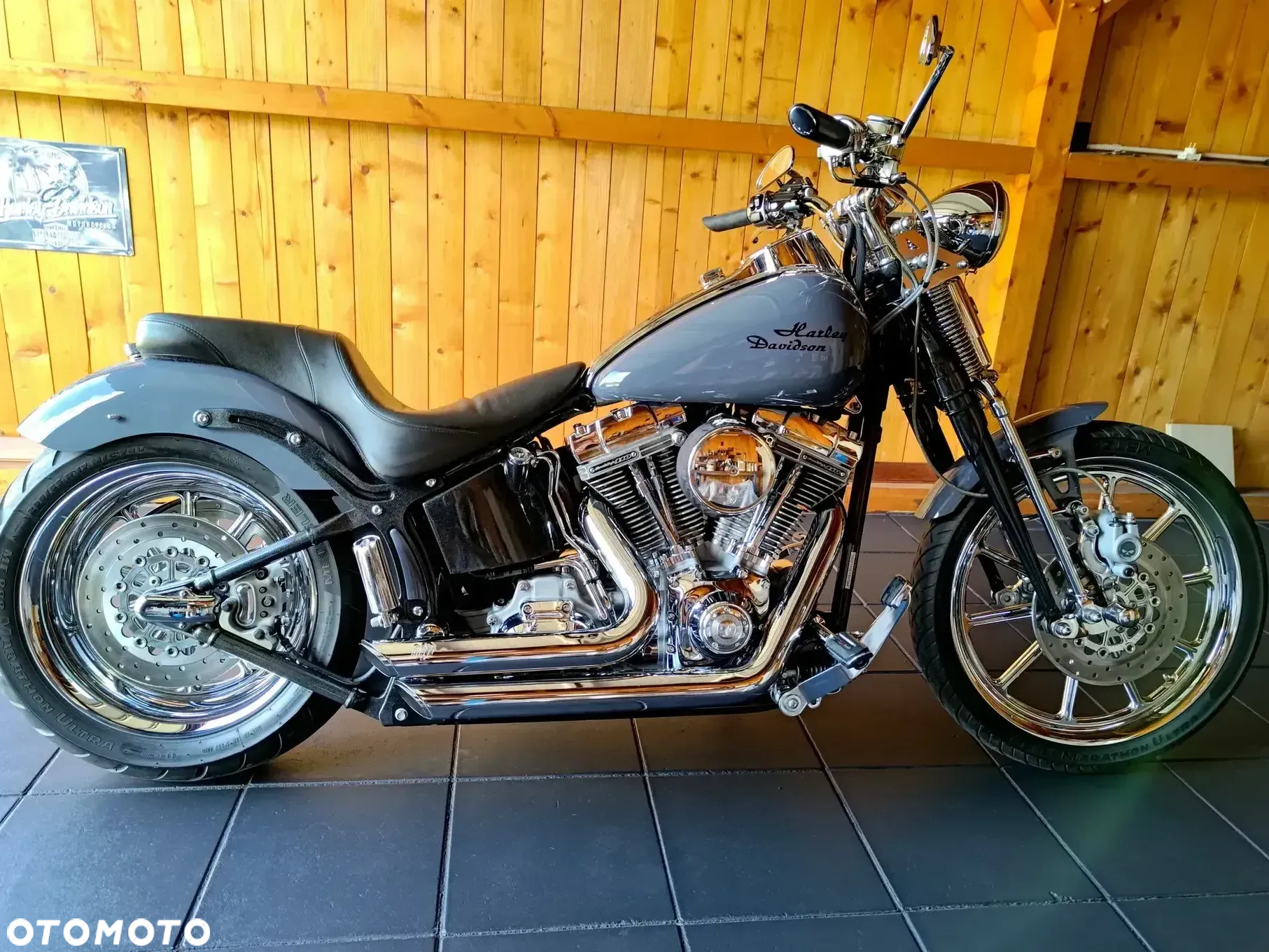 Harley-Davidson Softail - 2