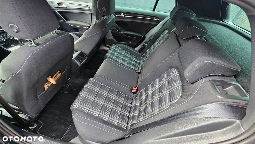 Volkswagen Golf GTD (BlueMotion Technology) DSG - 12