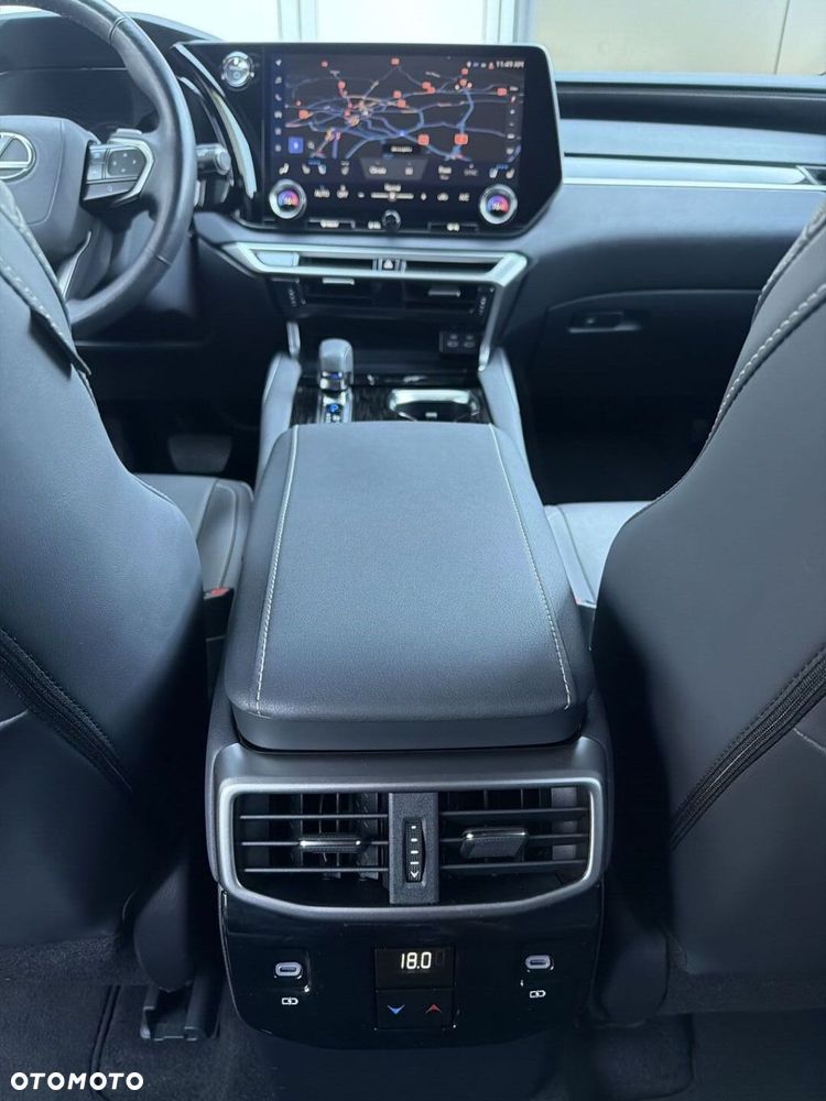Lexus RX - 23