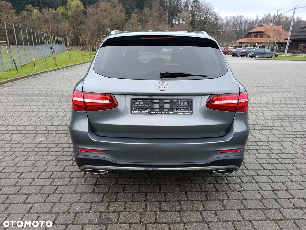 Mercedes-Benz GLC 220 d 4Matic 9G-TRONIC AMG Line - 9