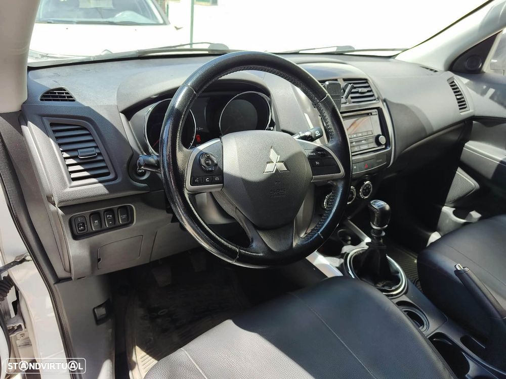 Mitsubishi ASX 1.8 DI-D Instyle - 9
