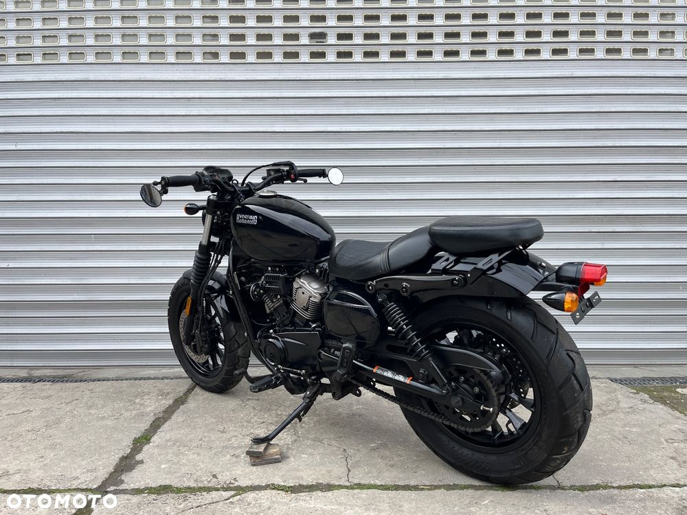 Hyosung GV - 8