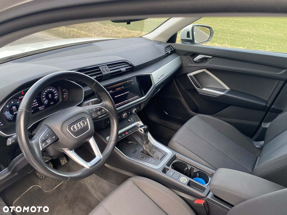 Audi Q3 2.0 TDI S tronic - 9