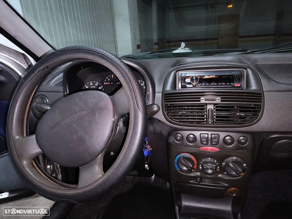Fiat Punto 1.2 16V ELX - 9
