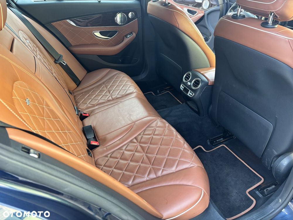 Mercedes-Benz Klasa C 250 d 9G-TRONIC - 12