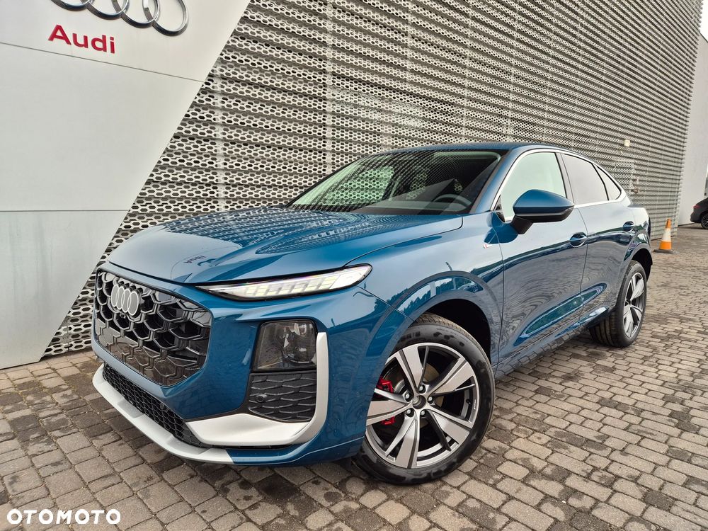 Audi Q3 Sportback 35 TFSI mHEV S-Line S tronic - 4