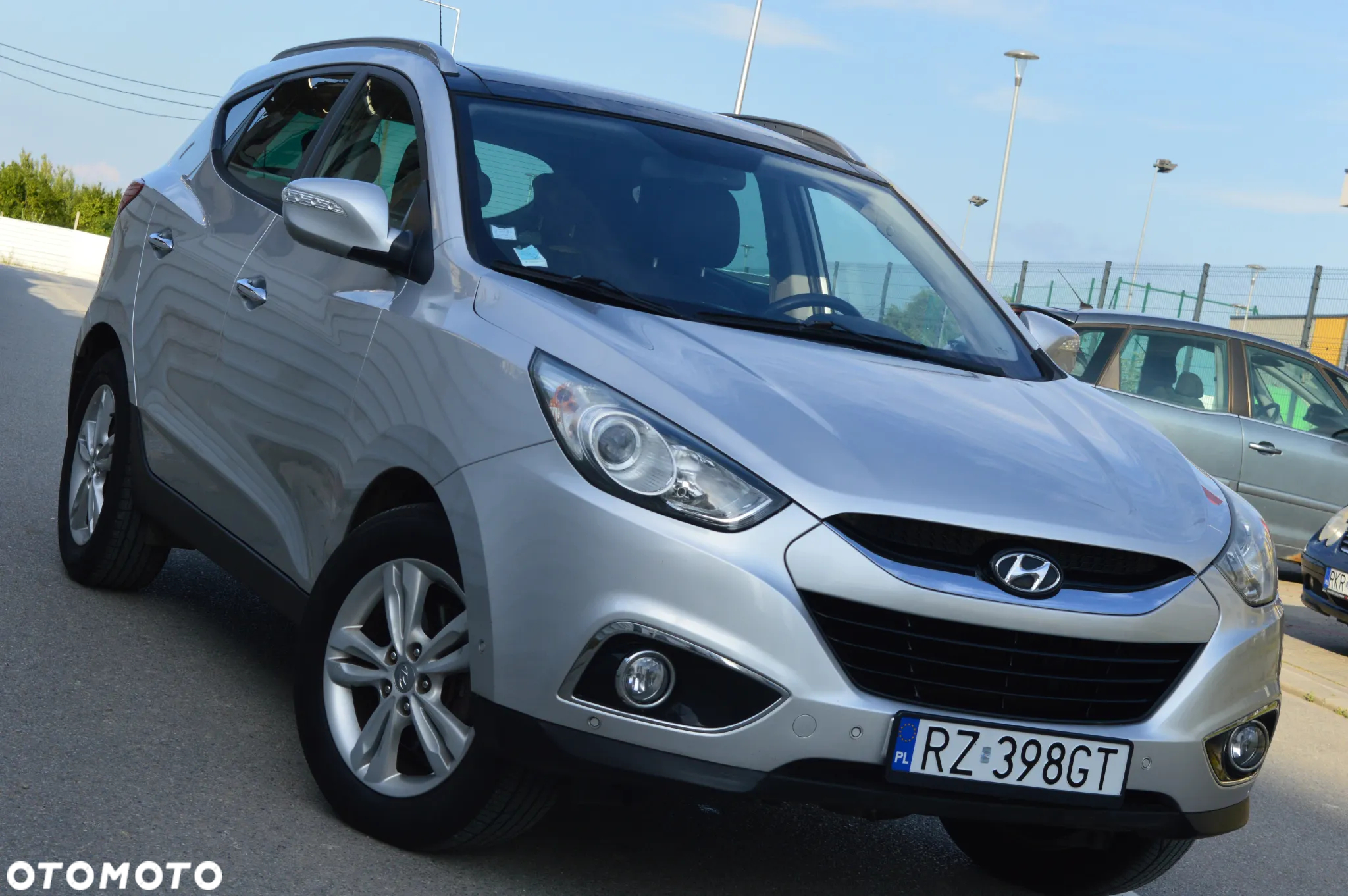 Hyundai ix35 1.7 CRDi 2WD blue Finale Silver - 9