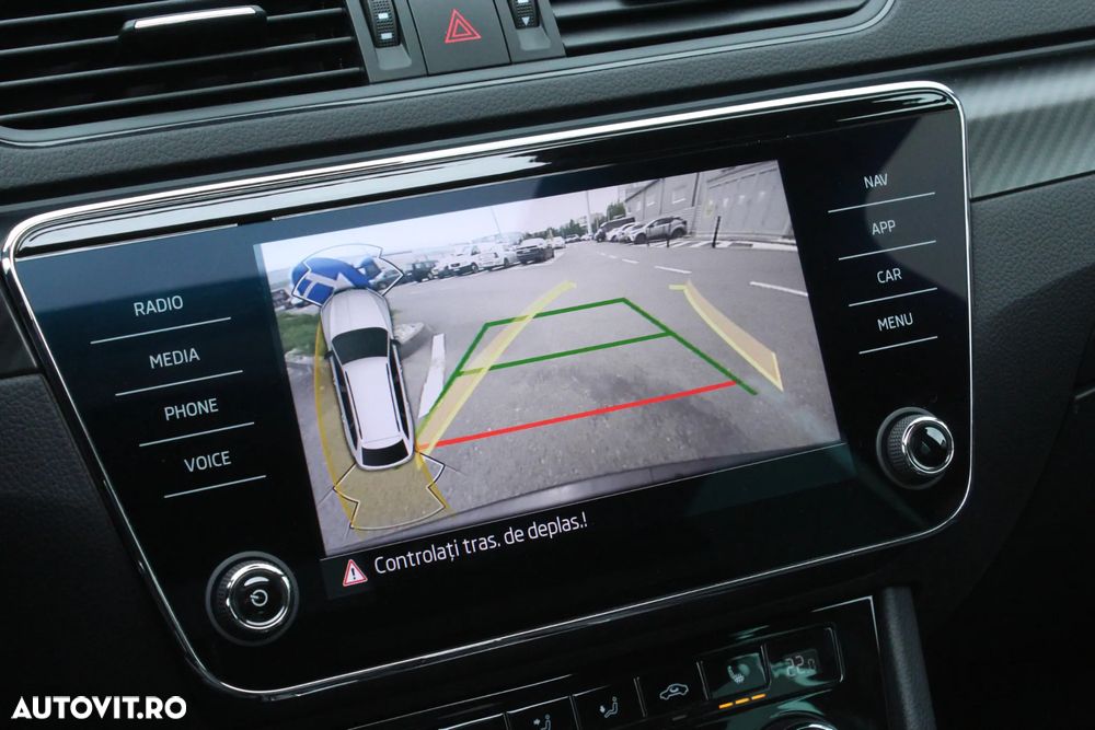 Skoda Superb 1.5 TSI DSG Sportline - 13
