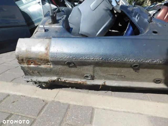próg lewy OPEL ZAFIRA B II Z168 - 2