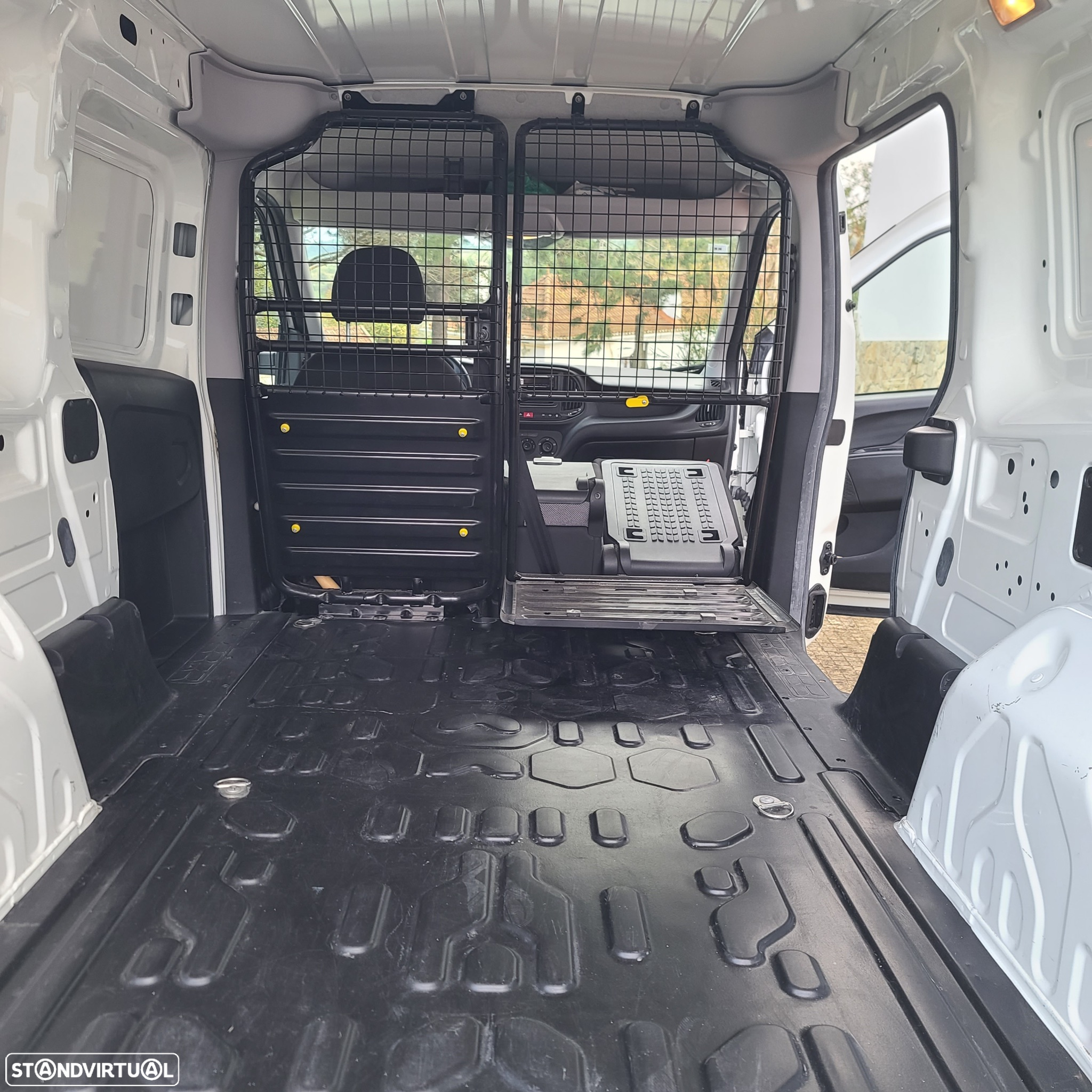 Fiat Doblo Combi 1.6 Multijet Maxi SX N1 - 18