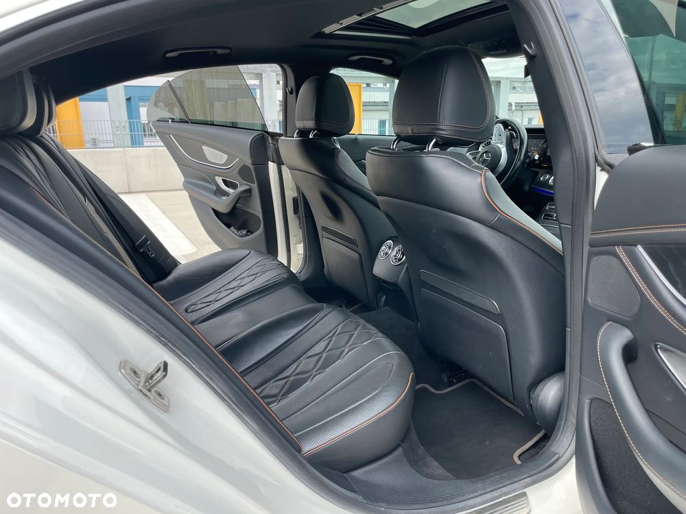 Mercedes-Benz CLS 400 d 4-Matic 9G-TRONIC - 24