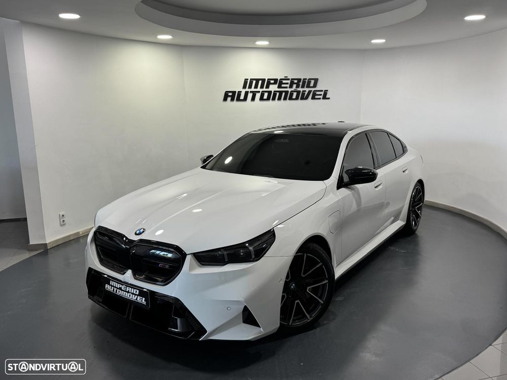 BMW M5 Standard - 2