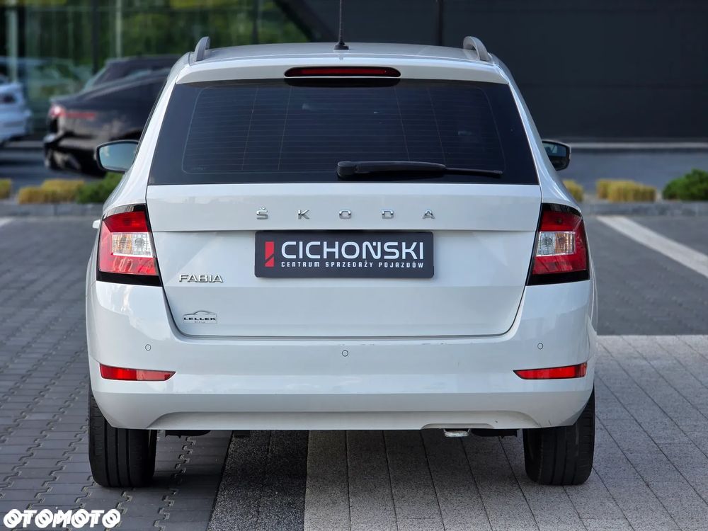 Skoda Fabia 1.0 TSI Ambition Plus - 6