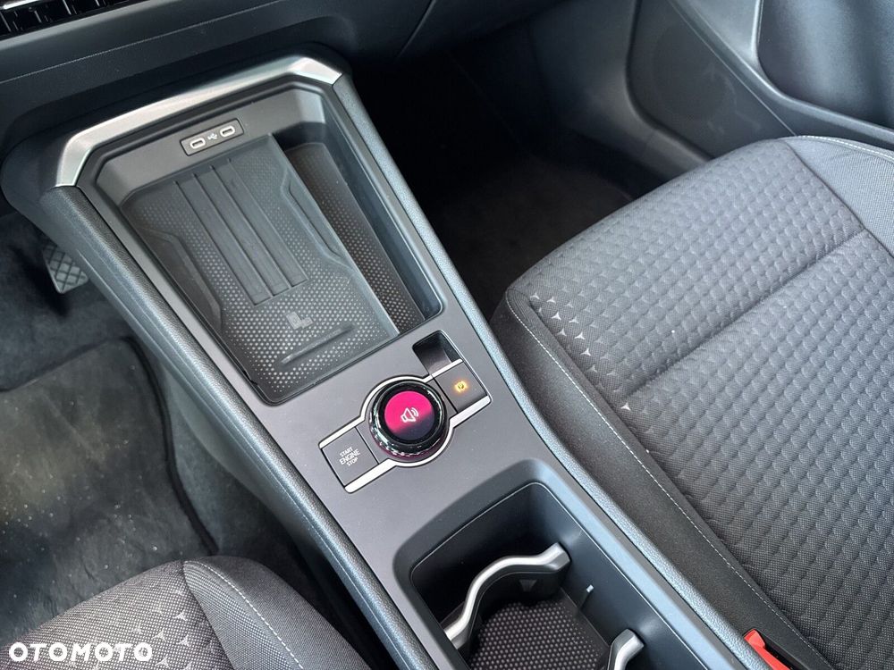 Volkswagen T-Roc - 15