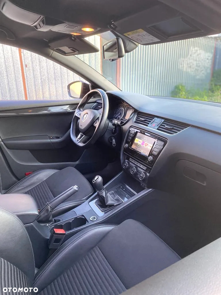Skoda Octavia 2.0 TDI RS - 9