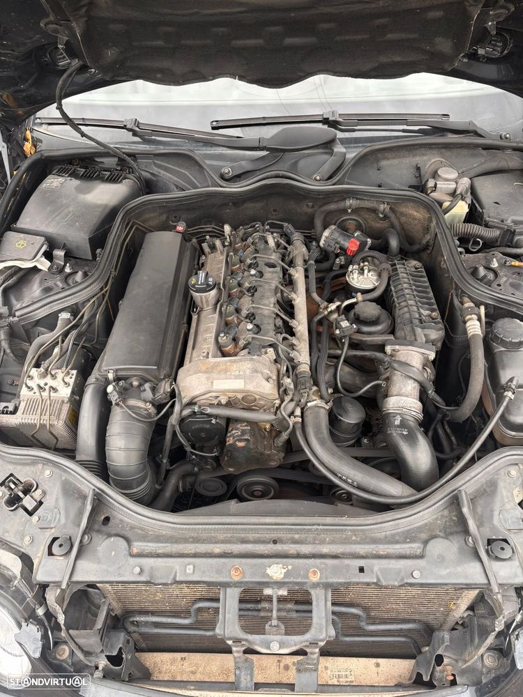 Mercedes-Benz E 270 - 12