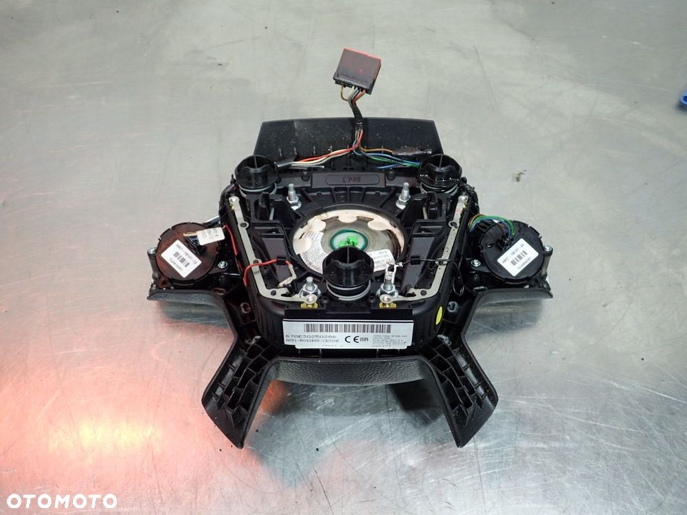 PODUSZKA KIEROWCY FORD FOCUS MK3 - 3