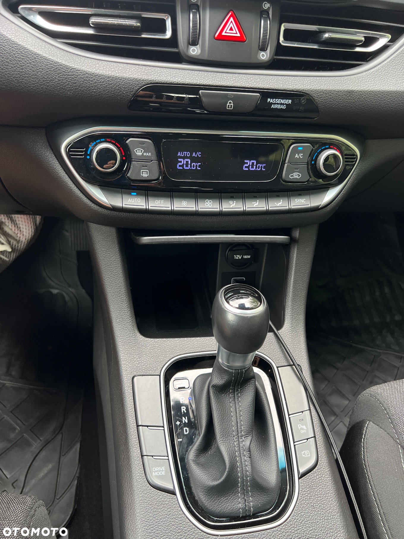 Hyundai i30 Kombi 1.6 CRDI DCT EDITION 30+ - 24