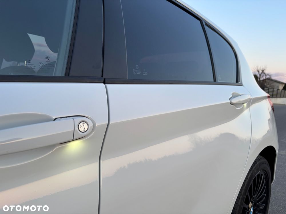 BMW Seria 1 - 12