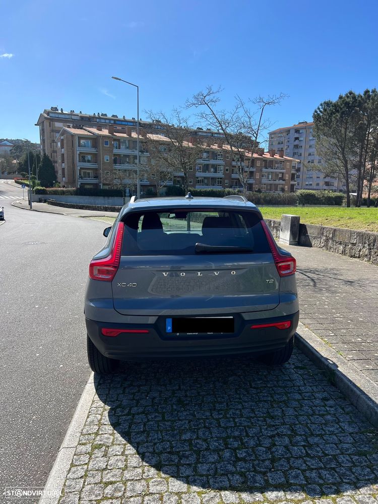 Volvo XC 40 1.5 T2 Momentum Core Geartronic - 5