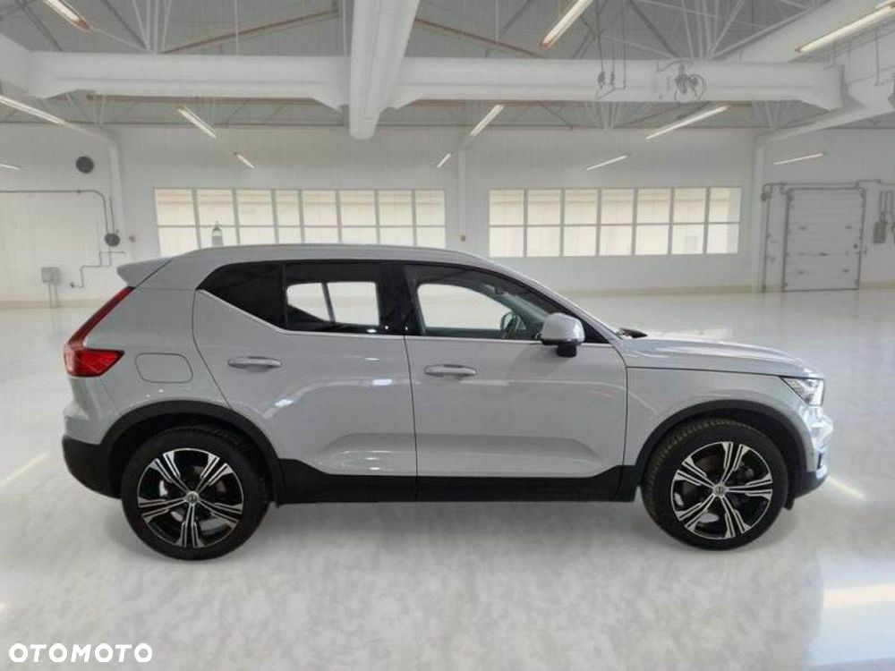 Volvo XC 40 - 6