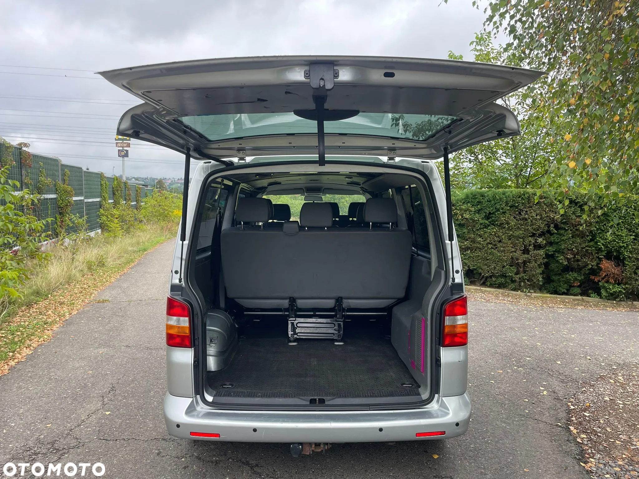 Volkswagen Caravelle TDI L2 - 12
