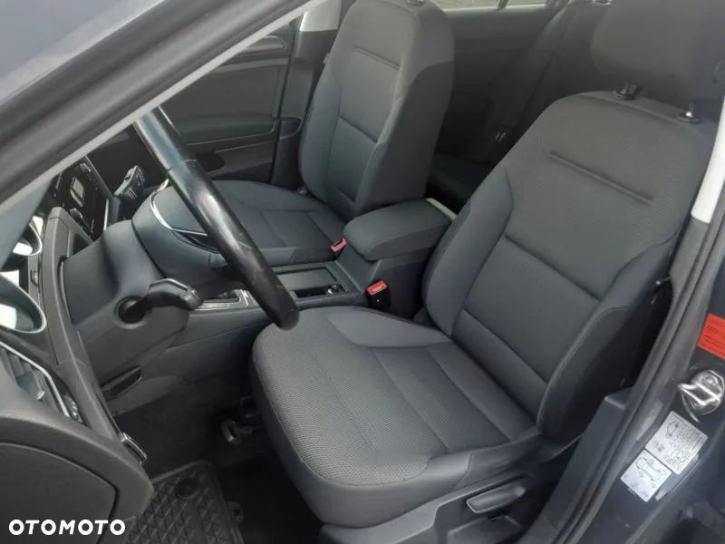 Volkswagen Golf - 15