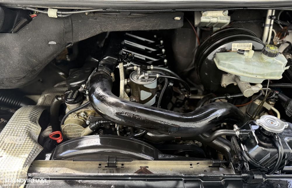 Mercedes-Benz SPRINTER 413 CDI C/ CONTENTOR ALUMÍNIO - 22