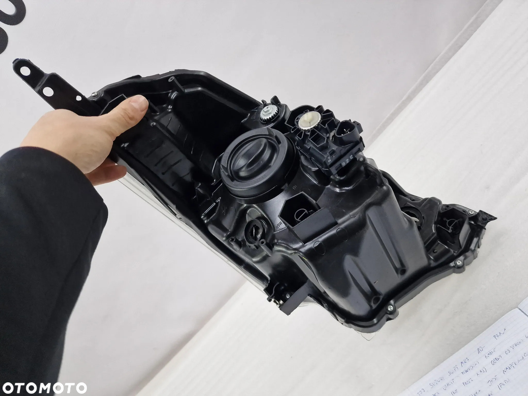 SUZUKI BALENO II 15- LEWA LAMPA PRZEDNIA PRZÓD , NR AUKCJI LA380 - 14