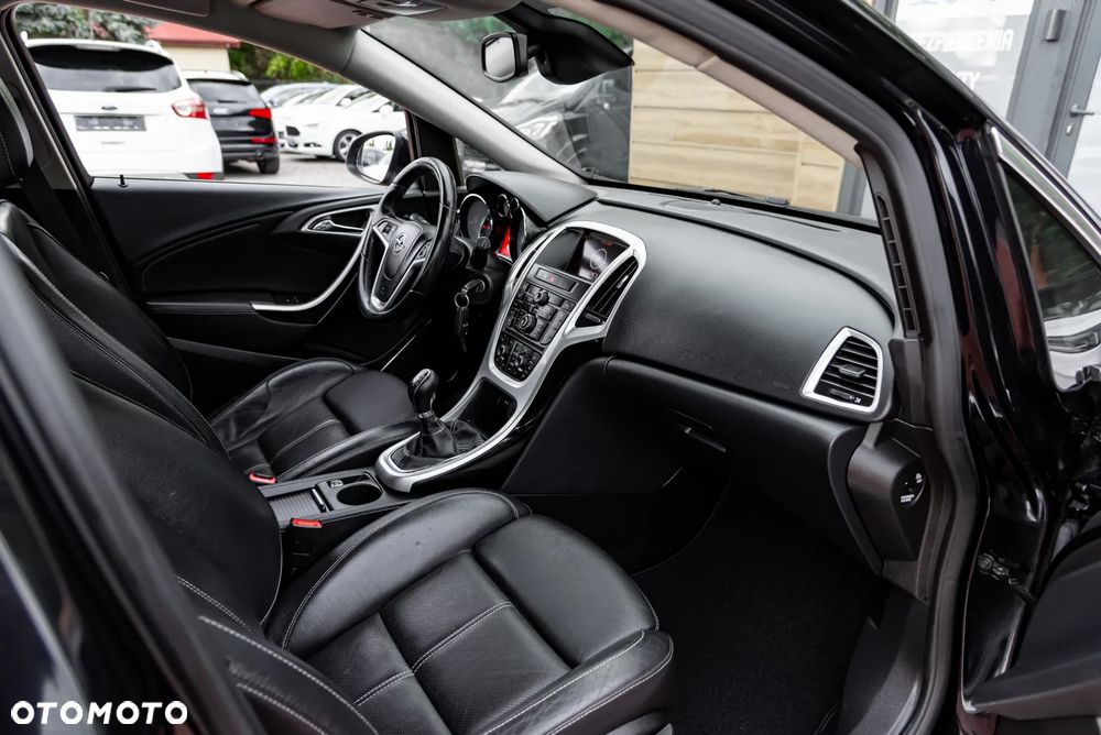 Opel Astra 1.6 Turbo Edition Sport - 24