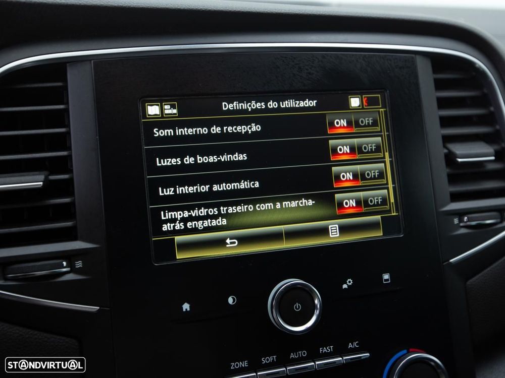 Renault Mégane Sport Tourer 1.5 Blue dCi Bose Edition - 22