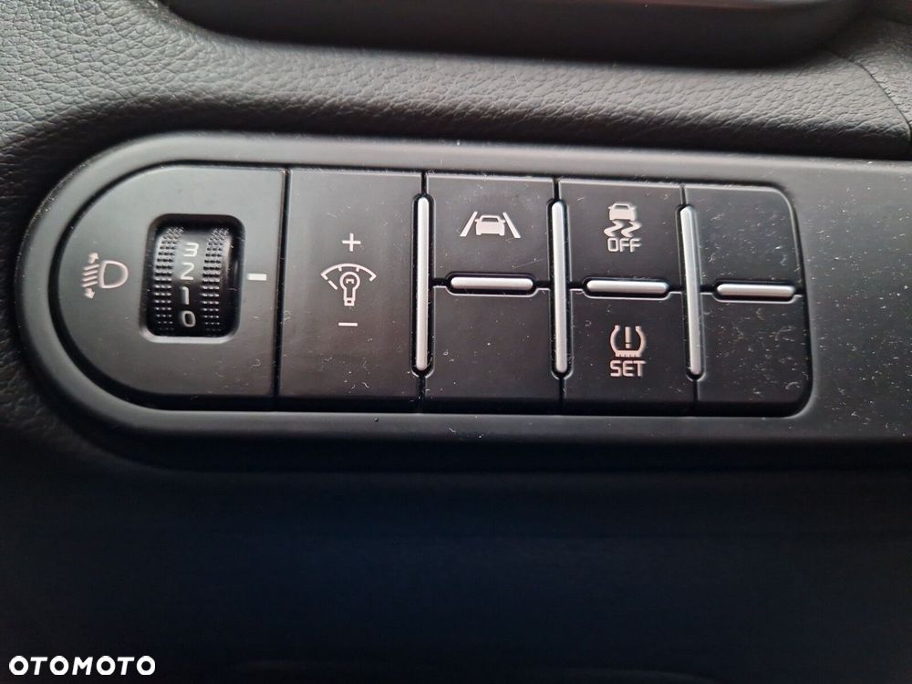 Kia Ceed - 14