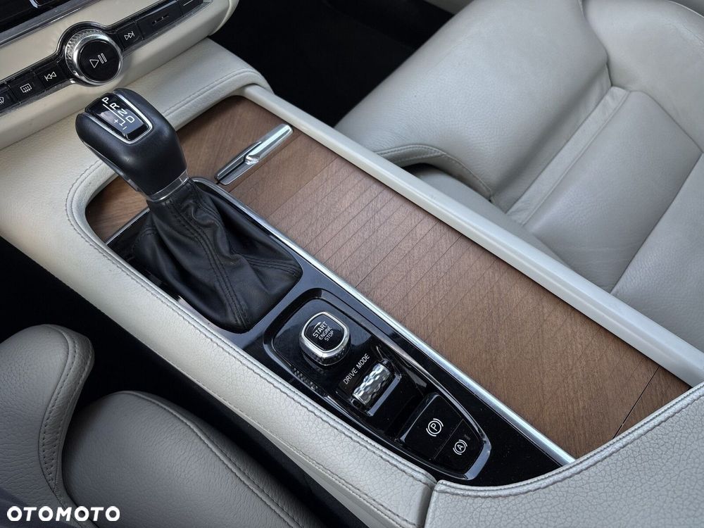 Volvo V90 B5 D AWD Inscription - 27