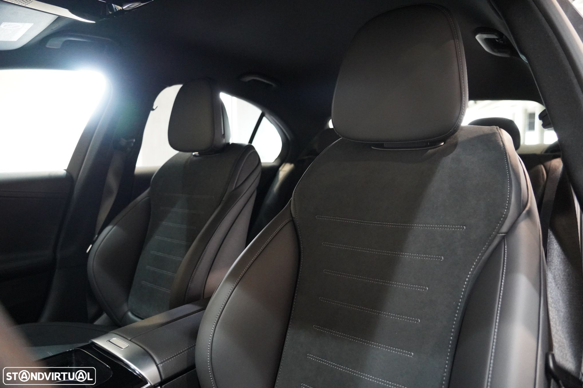 Mercedes-Benz C 300 d AMG Line - 25