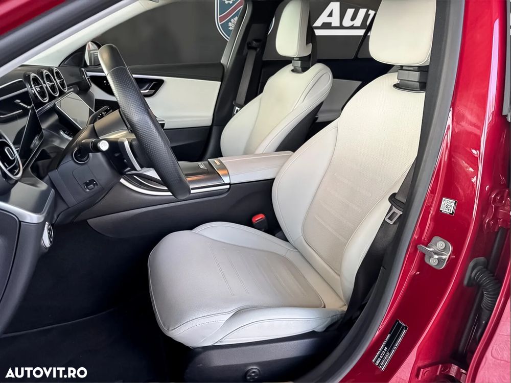 Mercedes-Benz C 200 4Matic 9G-TRONIC AMG Line - 11