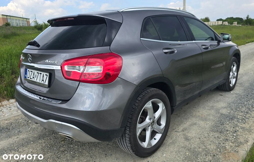 Mercedes-Benz GLA 250 4Matic 7G-DCT SCORE - 6