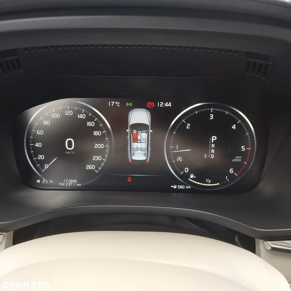 Volvo XC 60 D5 AWD Inscription - 34