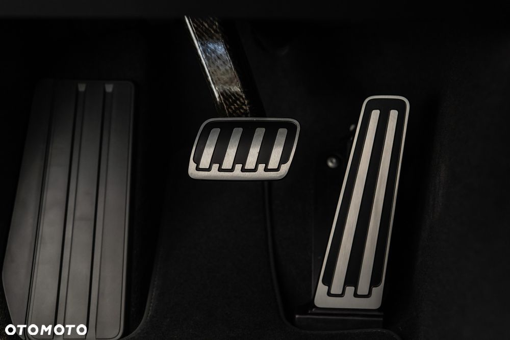 Porsche Panamera 4 - 24