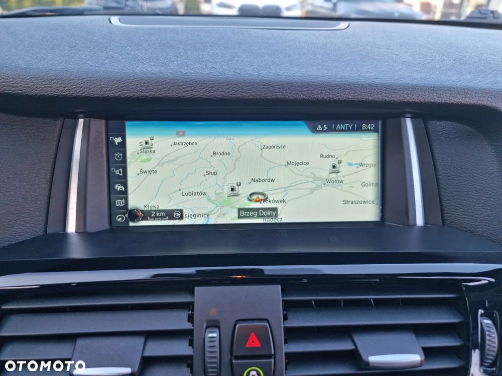 BMW X3 28i xDrive - 18