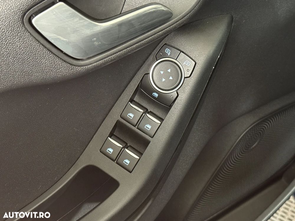 Ford Fiesta - 15