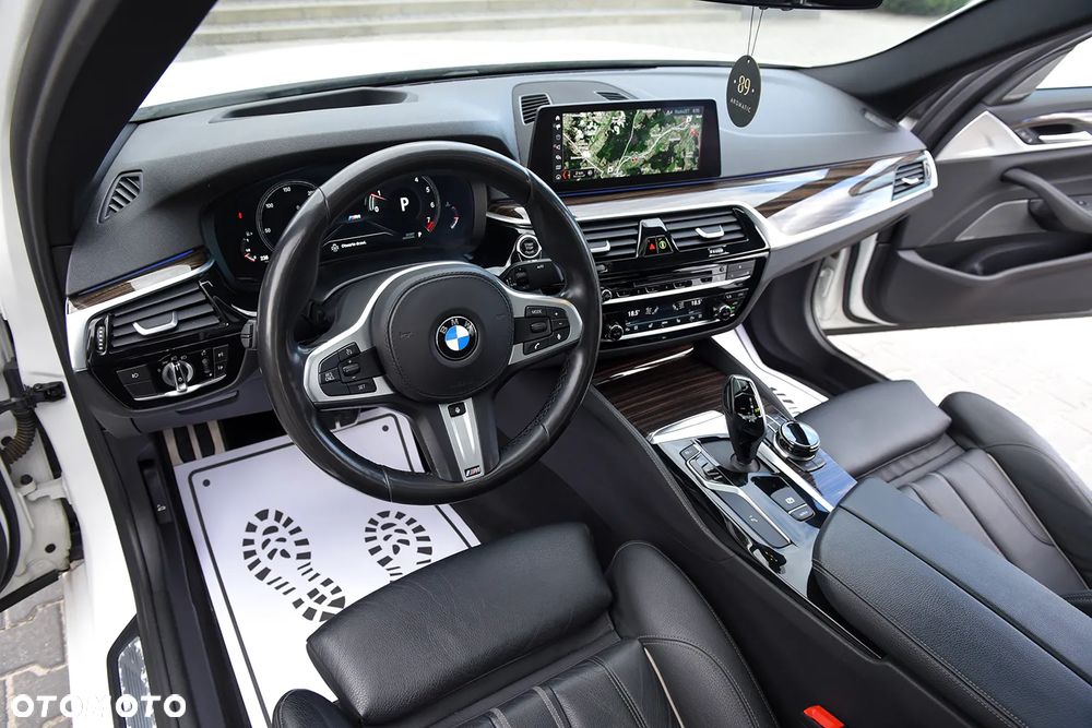 BMW Seria 5 530i xDrive M Sport sport - 25