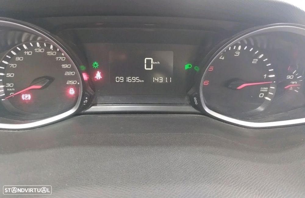 Peugeot 308 1.5 BlueHDi Business Line - 7